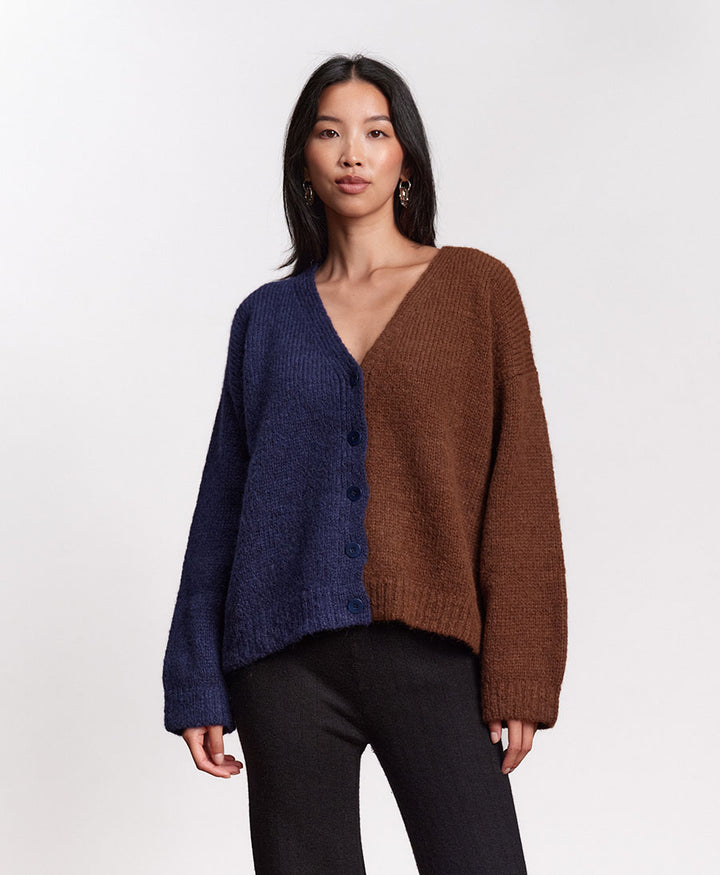 Strickjacke Cardigan DELTA - Navy / Braun