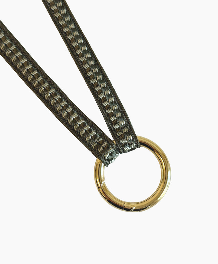Kurzes Schlüsselband "Zahra Mini" mit vergoldetem Karabiner - Artichoke