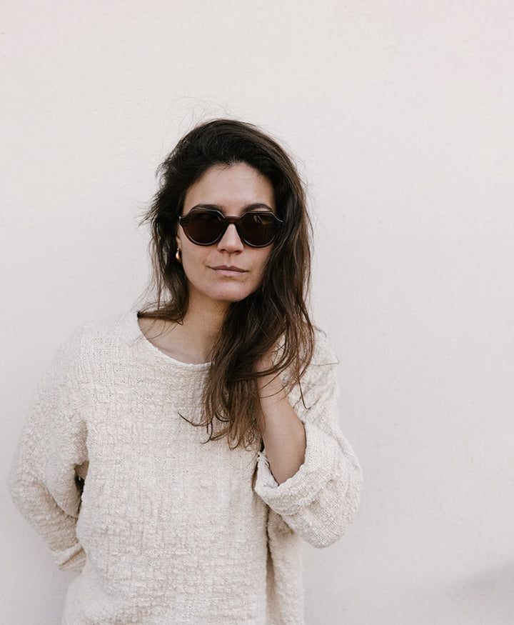 Heller Pullover - The Mid Weight T Sweater - JAMIE + THE JONES - clomes