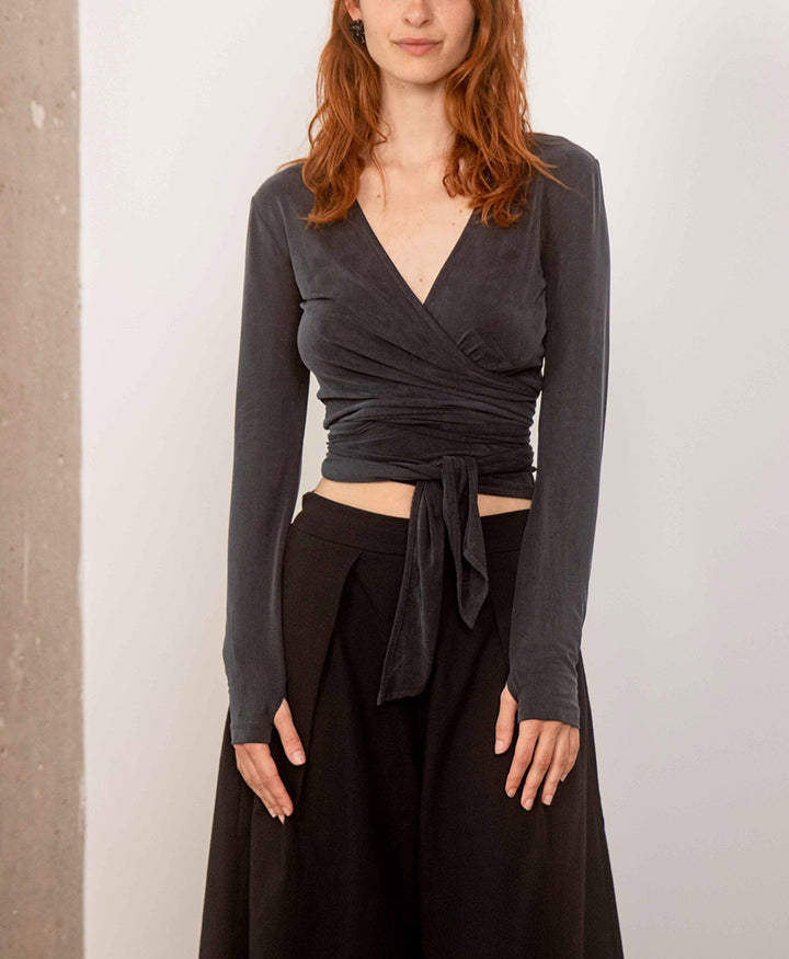 Wickeltop / Wrap Top aus Cupro Jersey - Anthrazit