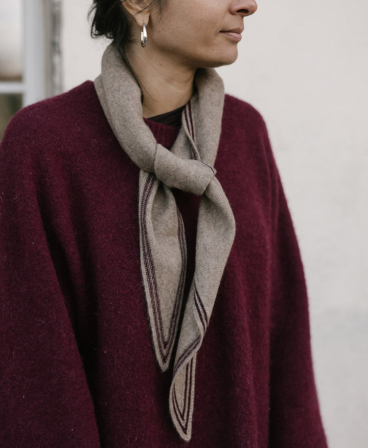 Kleiner Gestrickter Schal / Foulard aus Kaschmir - Beige / Rot