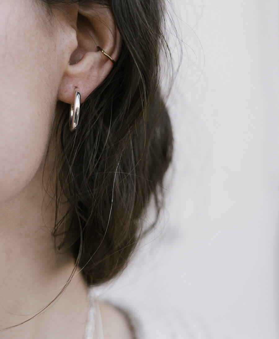 Klassische Creolen VIDA 20mm mit Klappverschluss - Sterling Silber - Clomes - clomes