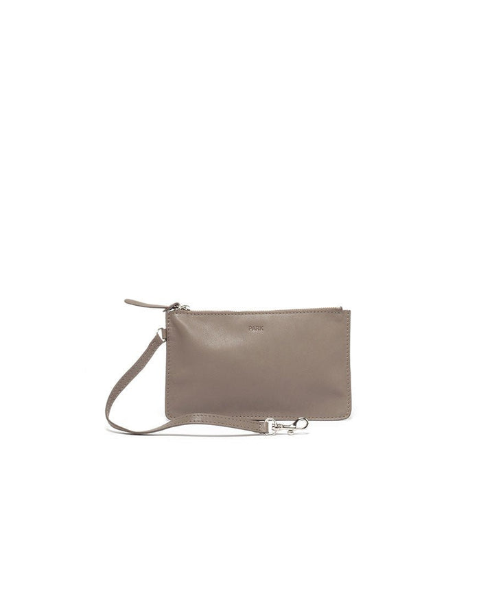 Ledertasche Slouchy Bag - Clay - PARK - clomes