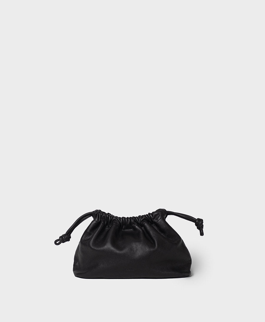 Kleine Knot Bag aus weichem Leder - Schwarz