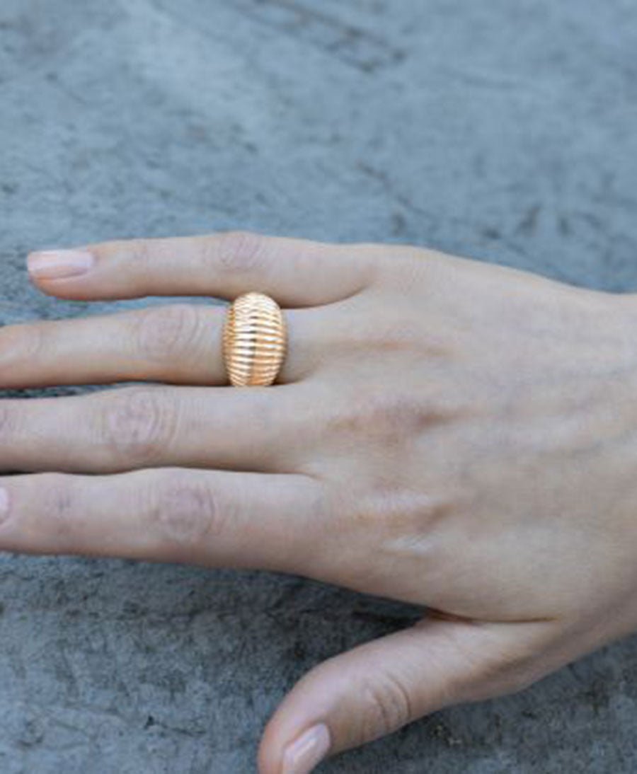 SAVOY Dome Ring vergoldet - V Design Lab - clomes