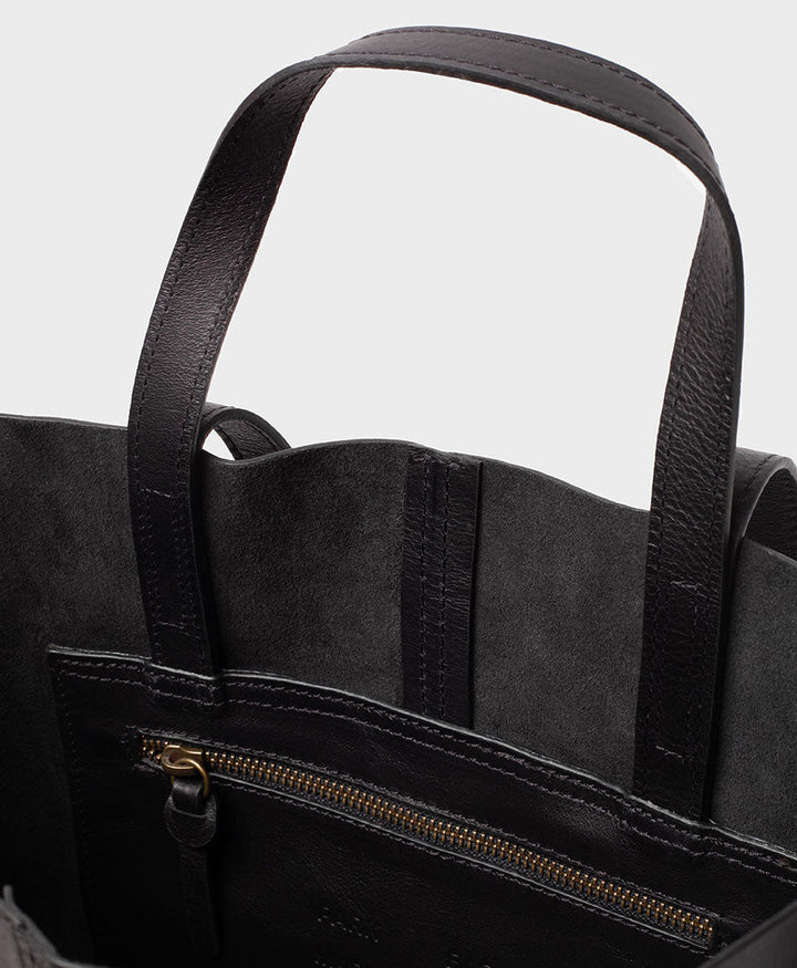Schultertasche / Tragetasche SMALL Tote Bag aus schwarzem Leder - PARK - clomes