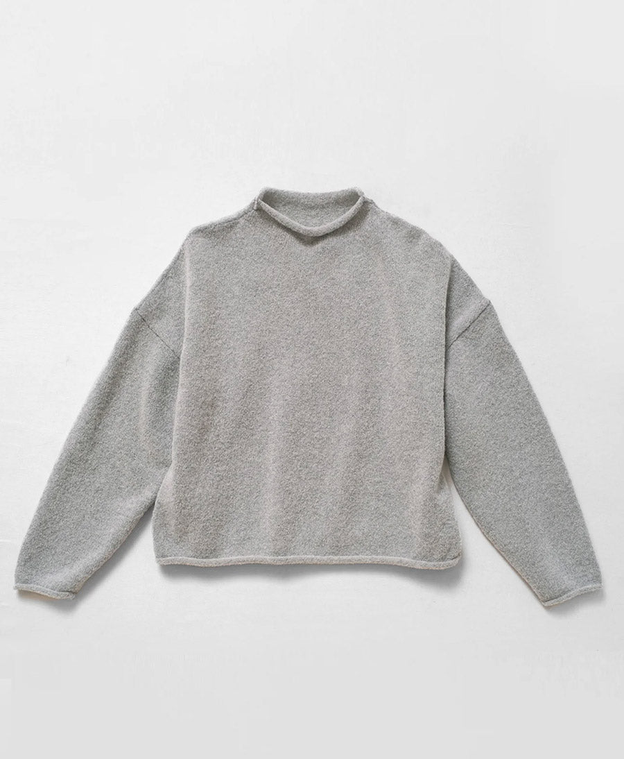 Grauer Strickpullover Heather Grey Boucle Rolled Sweater