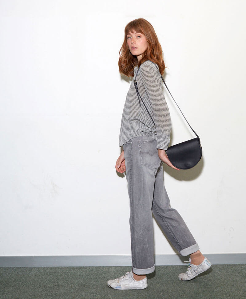 Umhängetasche Cross Body "Halbmond" schwarz - PARK - clomes