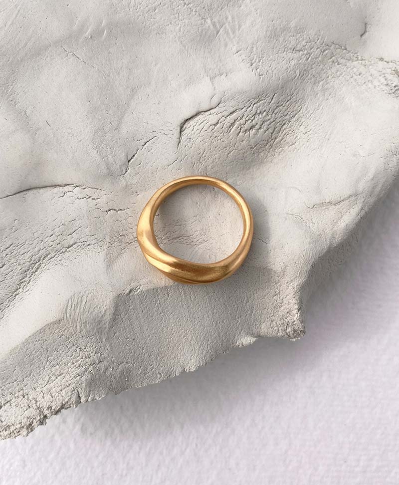 Vergoldeter Fingerring "Yerera small" von BAIUSHKI - Secondhand - BAIUSHKI - clomes