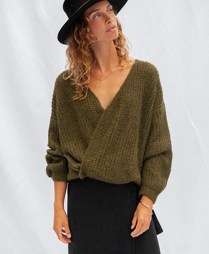 Leichter Strick-Wickelcardigan VEGA - Olive